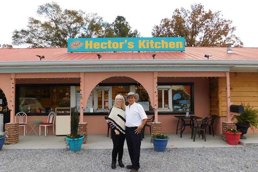 hector's kitchen and smoothie bar